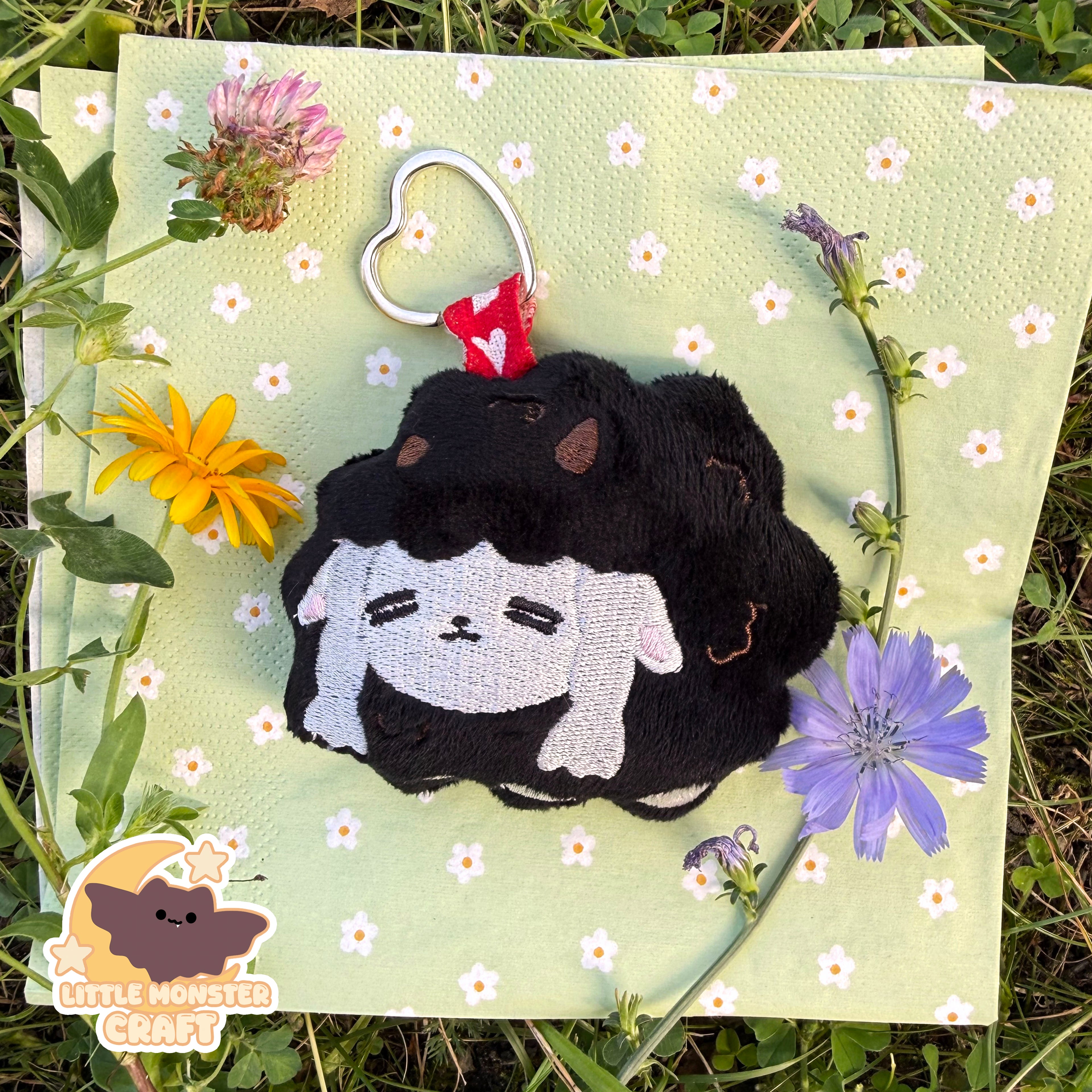 Wooloo ITH (In the Hoop) Haftowany Wzór Brelok Pluszowy
