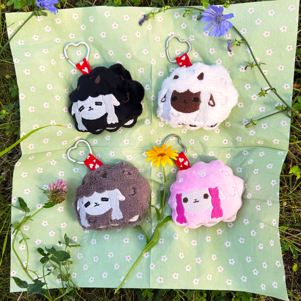 Pluszowy breloczek Wooloo handmade